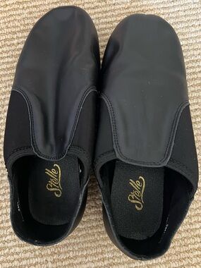 Stelle Black Jazz Shoes - Size 3 Big Kid